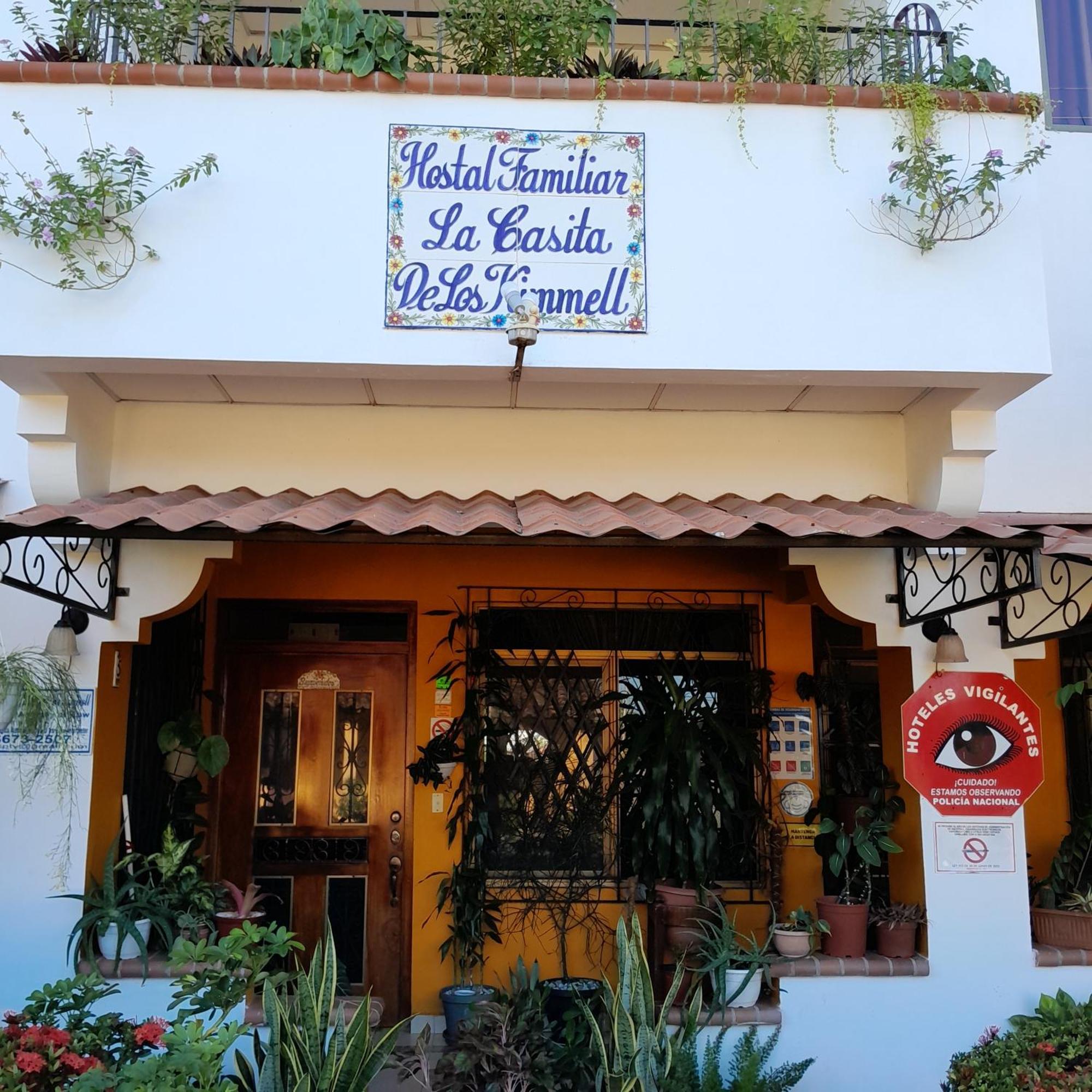 Hostel Kimmell / Hostal Familiar La Casita De Los Kimmell Лас-Таблас Екстер'єр фото