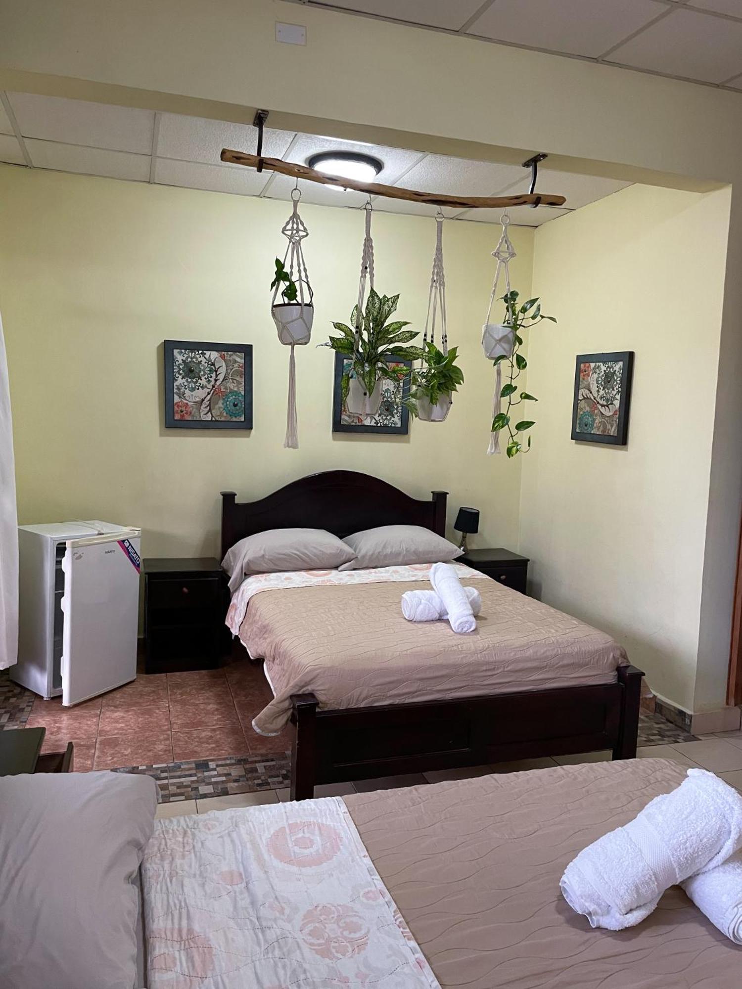 Hostel Kimmell / Hostal Familiar La Casita De Los Kimmell Лас-Таблас Номер фото
